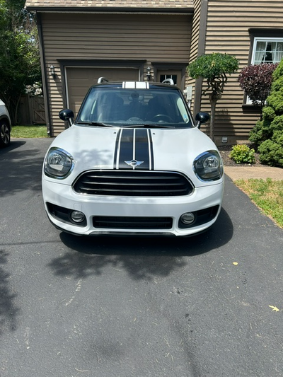 I am selling my 2018 Mini Cooper Countryman to upgrade to a newer model. This car (full-time AWD) is...