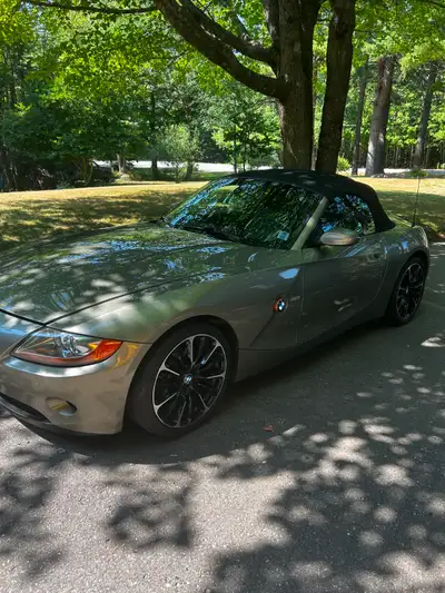 2004 BMW Roadster Z4, 3.0i. This car is in great condition and has been well maintained, stored ever...