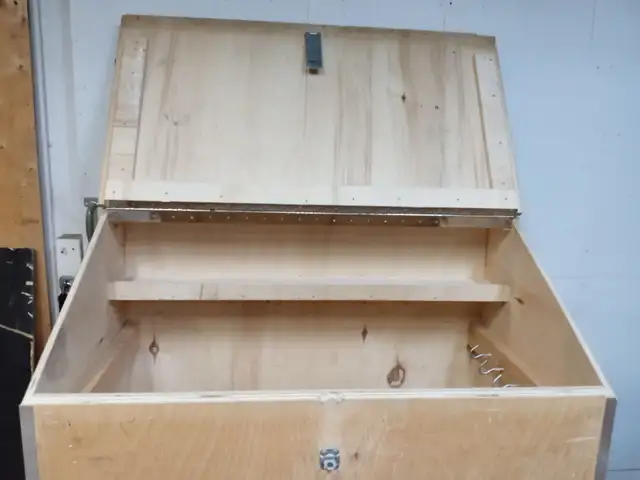 Portable  Job Box w/ Lift Lid63234702494211122