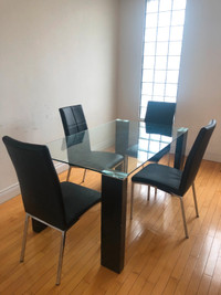 4-seats dining table and chairs