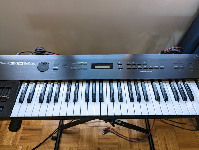 Roland S-10 keyboard sampler 12 bit avec USB emulator dans Pianos et claviers  à Longueuil/Rive Sud