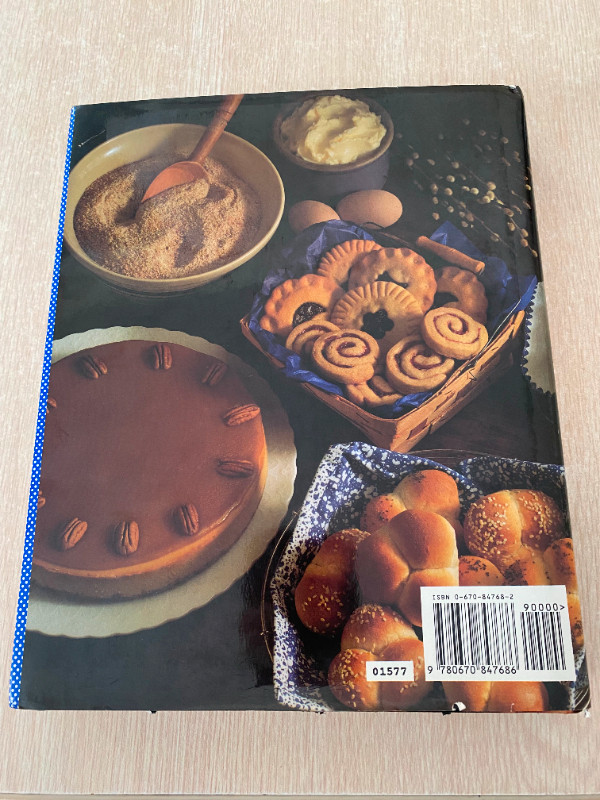 Pillsbury Complete Book of Baking in Textbooks in Muskoka - Image 2