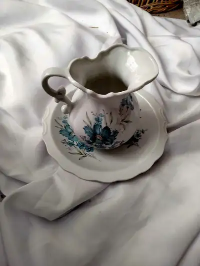 Rare Find / Inarco Pitcher & Bowl Circa, View more