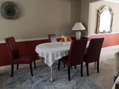 Furnished room all-inclusive (utility/hydro/wifi) 1/ . Available from Nov 1st , 2025 2/. Walk distan...