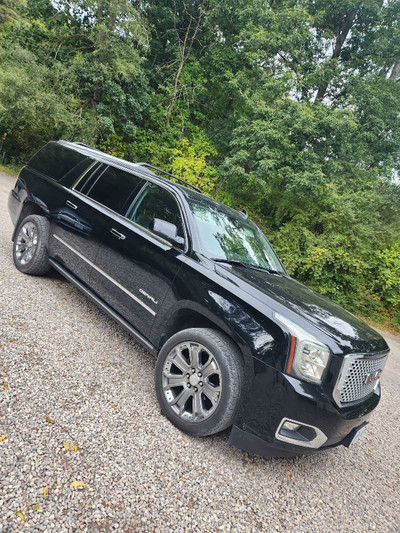 2015 GMC Yukon XL Denali