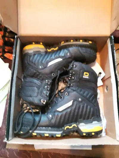 - Dakota Tarantula Anti-slip Footwear - Steel Toe & Duratoe - Quad Comfort - Size 7.5 W - Brand new/...