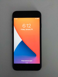 LIKE NEW - Black iPhone 8
