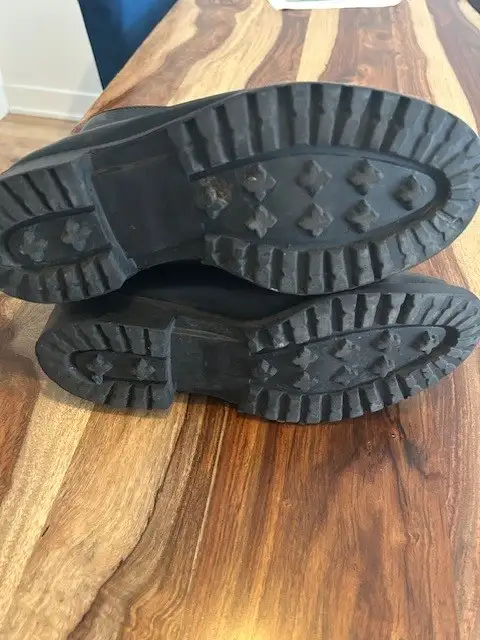 Bottes de travail in Men's Shoes in Lanaudière - Image 4