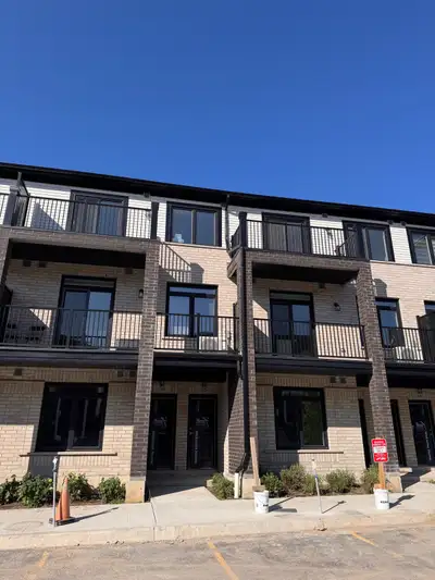 BRAND NEW 2 BED LUXURY TOWNHOME FOR RENT IN GUELPH