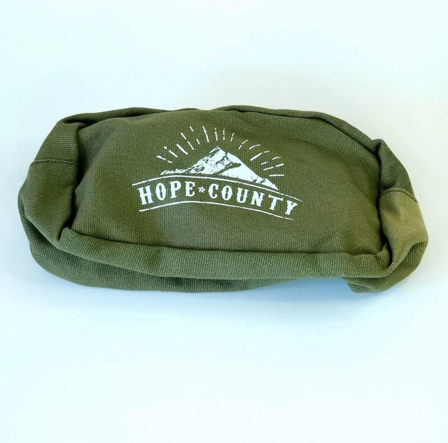 Far Cry 5 Dopp Kit Loot Crate Gaming Exclusive Zipper Pouch in Other in Cape Breton - Image 2