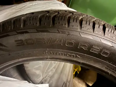 4 tires in excellent condition for winter 275/45/20 2 front wheels 305/40/20 2 rear wheels