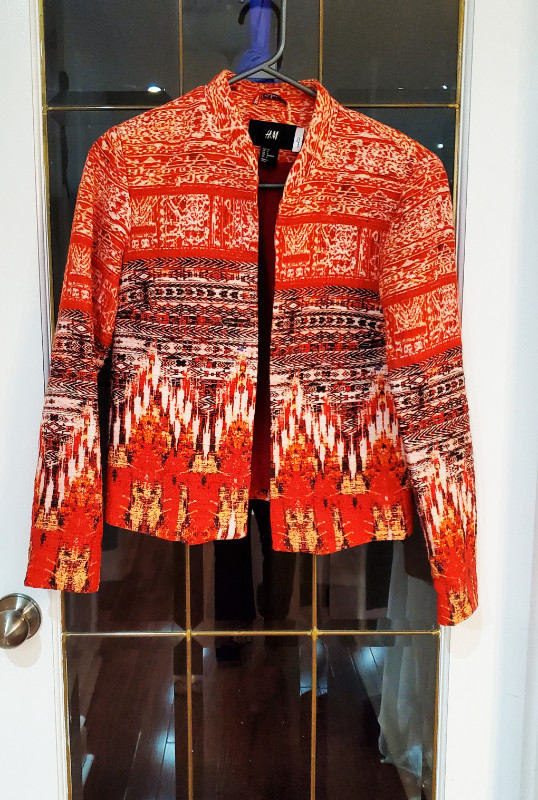 Vibrant Women's Blazer Jacket in Women's - Tops & Outerwear in Markham / York Region - Image 3