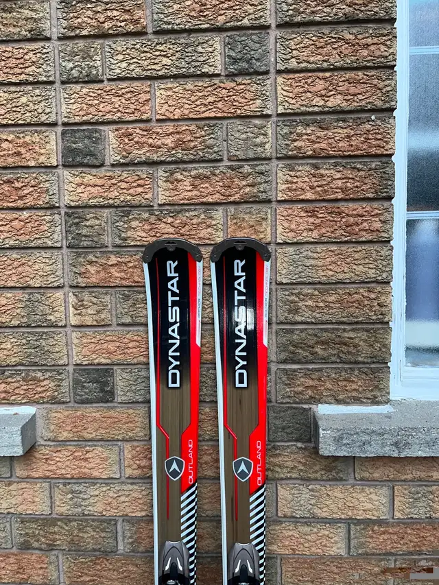 166 Dynostar ski with boots  in Ski in Markham / York Region - Image 6