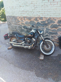 Motorcycle yamaha vmax 650