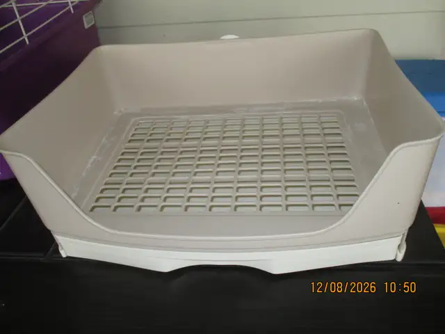 Bunny litter boxes (2) in Accessories in Owen Sound - Image 4