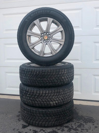 Michelin X Ice Snow Tire 225/65R17 on Alloy Rims
