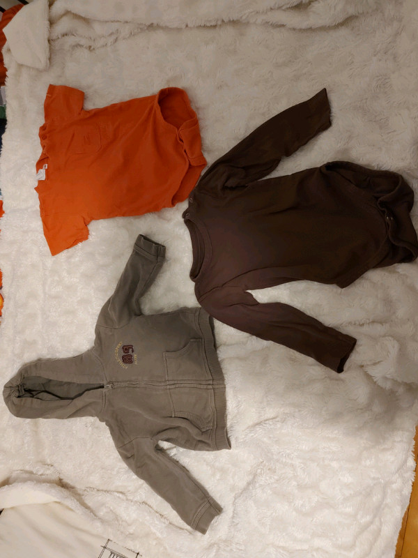 vêtements bébé 24 mois dans Vêtements - 18 à 24 mois  à Ville de Montréal - Image 2