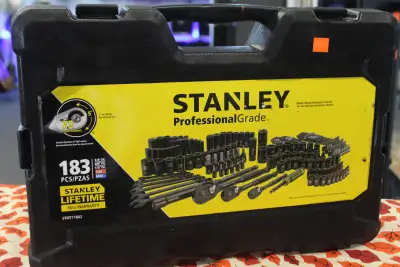 Stanley Socket Set, 183-pc, SAE/Metric #058-9287-8 (#43226-1), View more