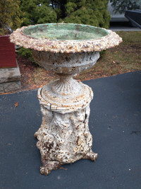 Extremely rare Victorian era urn planter