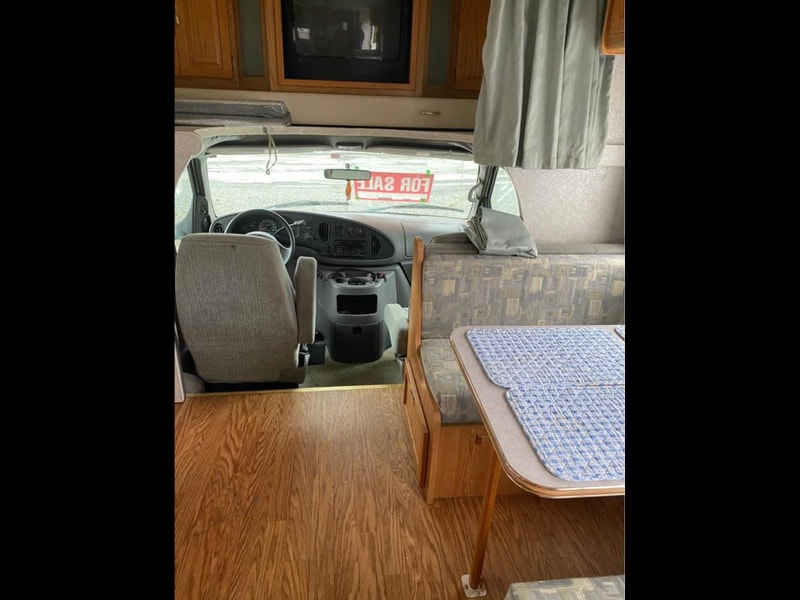 2002 Ford E450 Motorhome RVs & Motorhomes Gander Kijiji