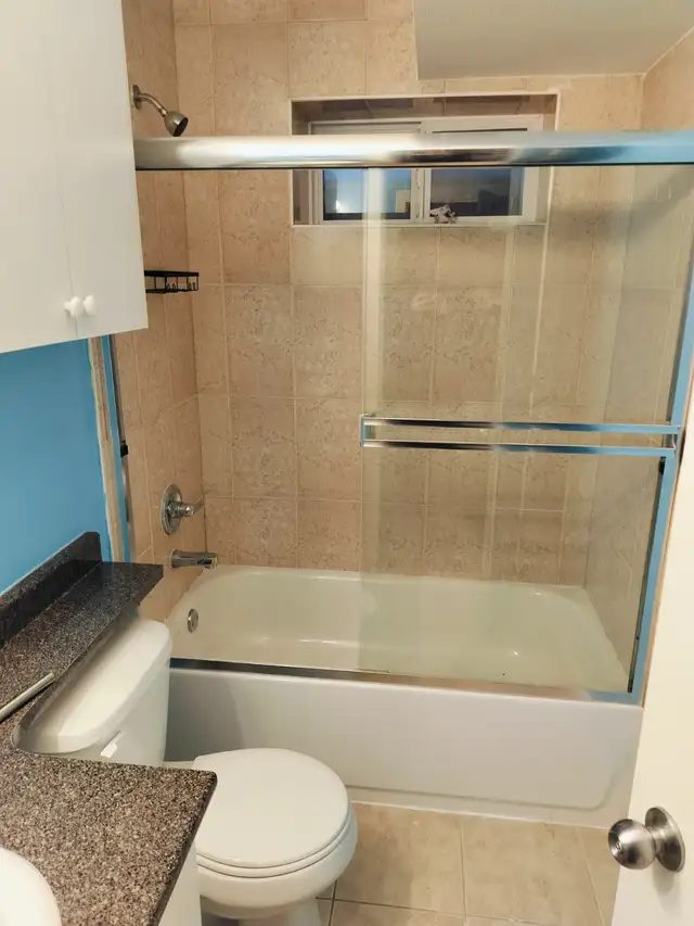 New paint/floor 2br Willoughby legal basement suite for rent in Long Term Rentals in Delta/Surrey/Langley - Image 9