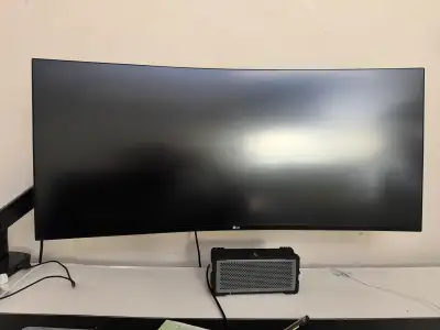 LG UltraGear 34GP83A-B 34” Curved Gaming Monitor, View more