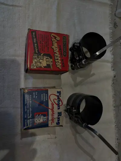Piston ring compressor 2 model en stock no 277 et 276 25.00 chaque
