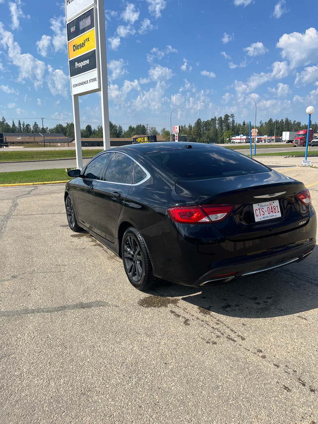 2015 Chrysler 200 in Cars & Trucks in Edmonton - Image 4