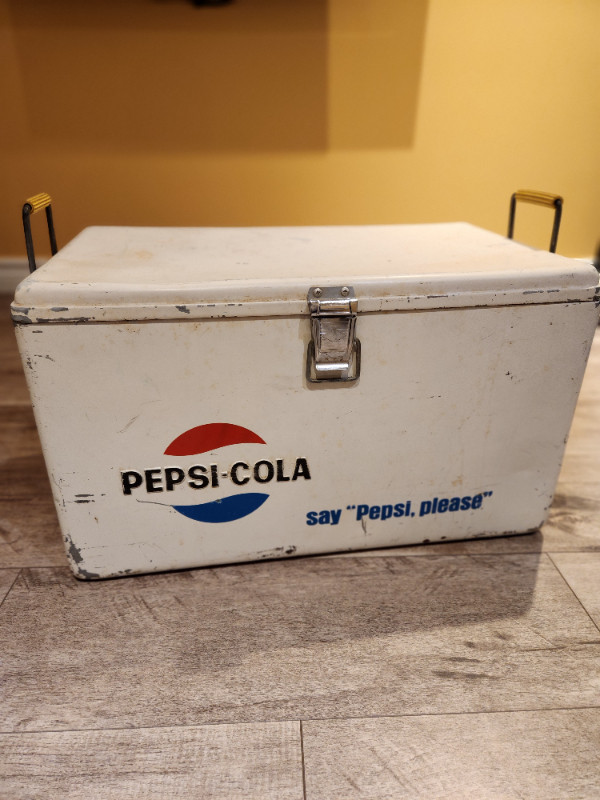 Vintage Metal White Pepsi Cola Cooler - say "Pepsi, please" in Arts & Collectibles in Cornwall