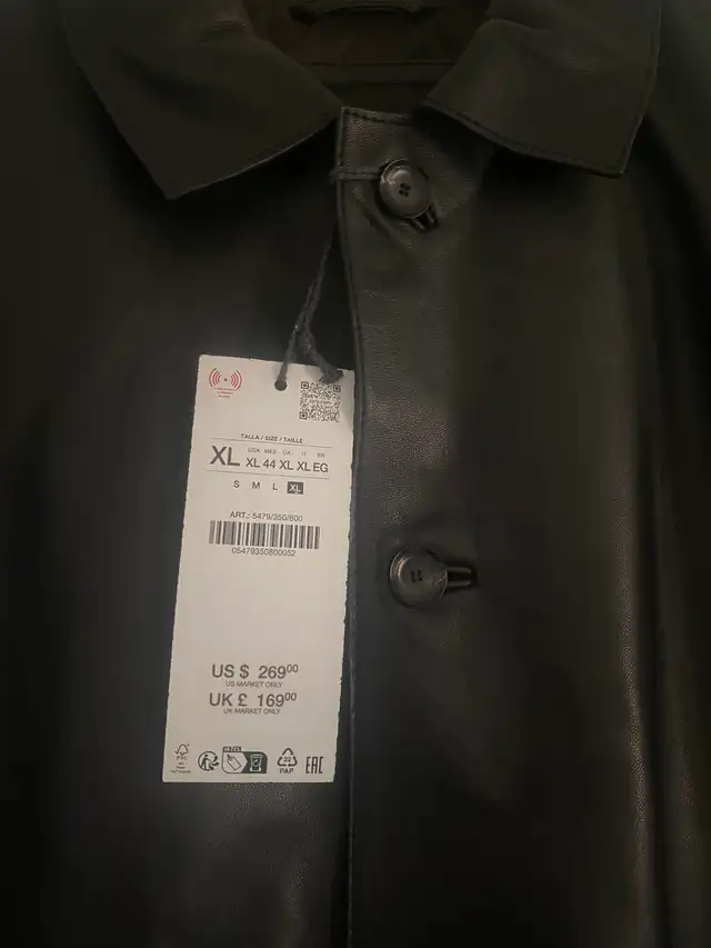 Zara real leather jacket in Men's in City of Toronto - Image 5