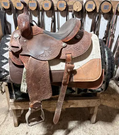 Raylee Racer Barrel Saddle , View more