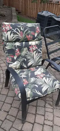 cast metal outdoor chair