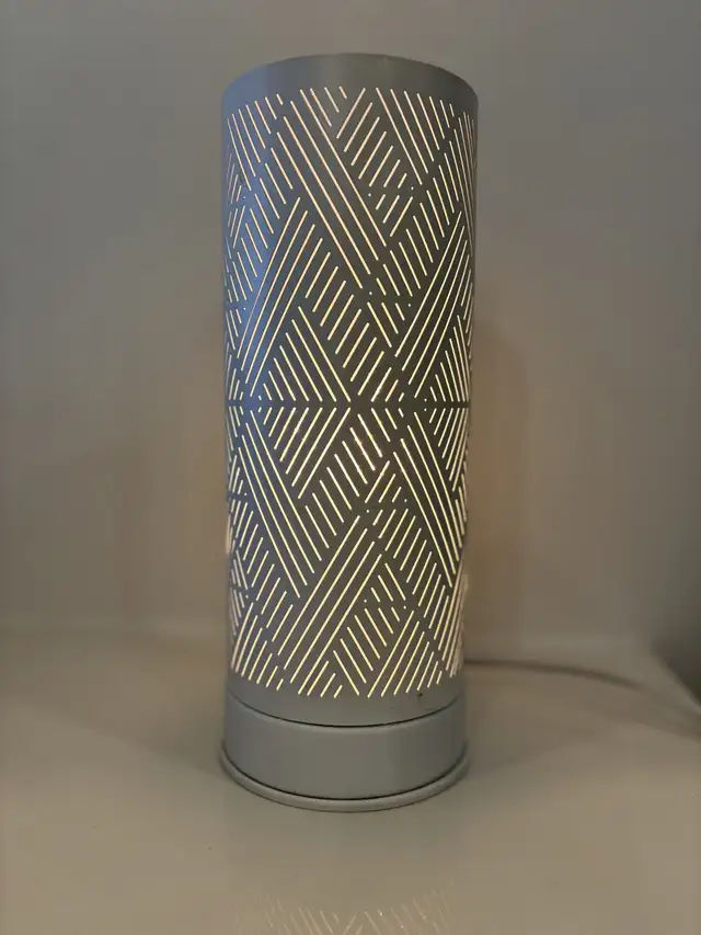 Saje Aroma Glow Touch Lamp Diffuser