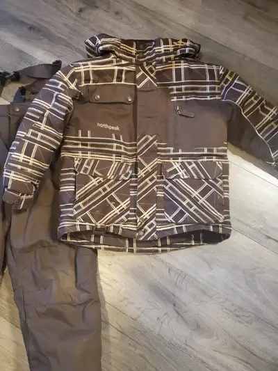 Habit de neige 6 ans, View more