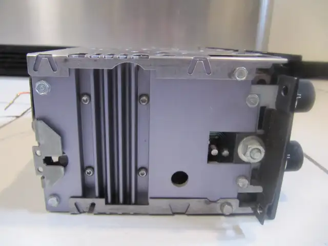 AC Delco Model 16050353 AM FM Cassette Stereo Equalizer Cir 1987 in Arts & Collectibles in Mississauga / Peel Region - Image 9