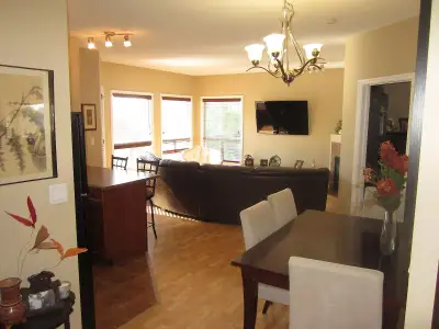 2 Bedroom, 2 Bathroom Condo in Downtown Edmonton