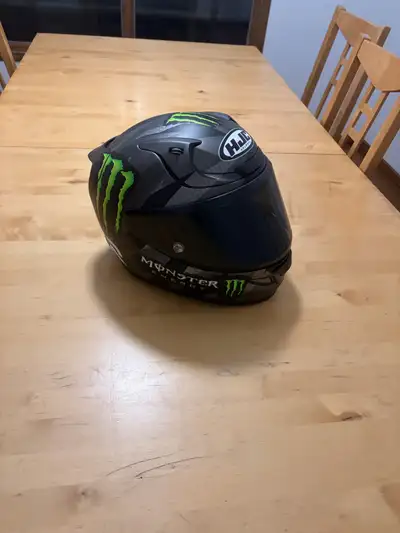 Won in a contest, never used only used as decoration. Size: L