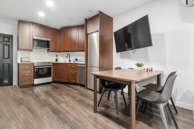 7418 Rue Saint-André — photo 2