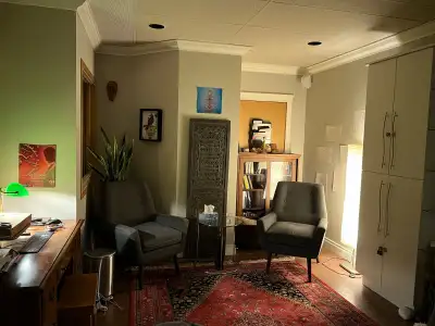 Professional Office Sublet Near Canmore Hospital