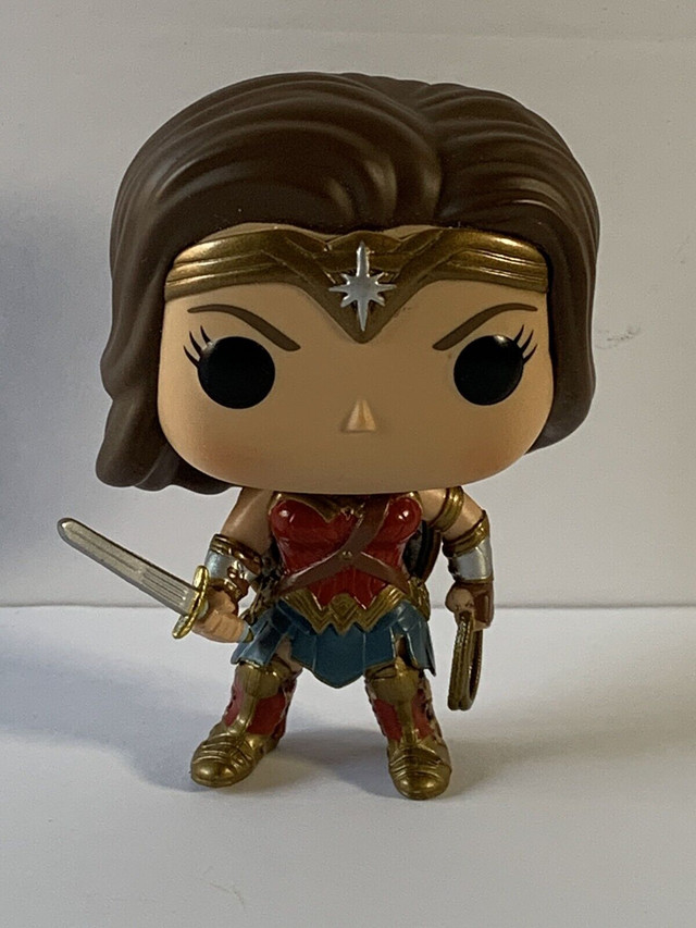  Funko POP! Heroes DC Justice League 206 Wonder Woman in Arts & Collectibles in Oshawa / Durham Region