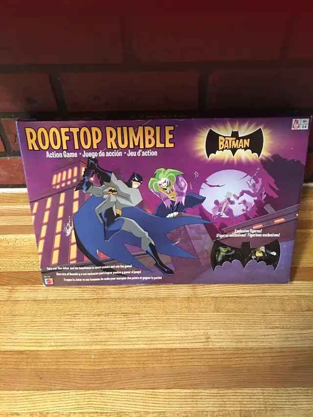 TOY GAME-THE BATMAN-ROOFTOP RUMBLE-NEW in Toys & Games in City of Toronto - Image 3