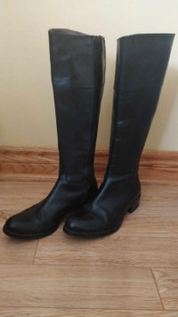 Women's leather knee high boots - SIZE 7