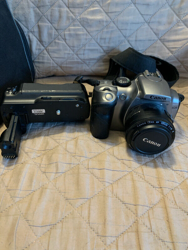 vends camera numérique canon D300 dans Appareils photo et caméras  à Ville de Montréal - Image 2