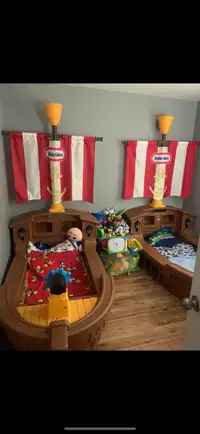 2 beds for sale 