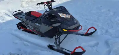 2022 Summit X 850 turbo, with expert pack. Operator's manual. X pert low pro seat, has shot start fe...