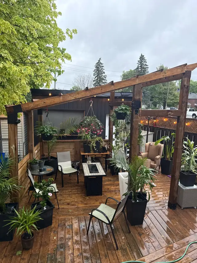 Wood Pergolas 462792046339706880