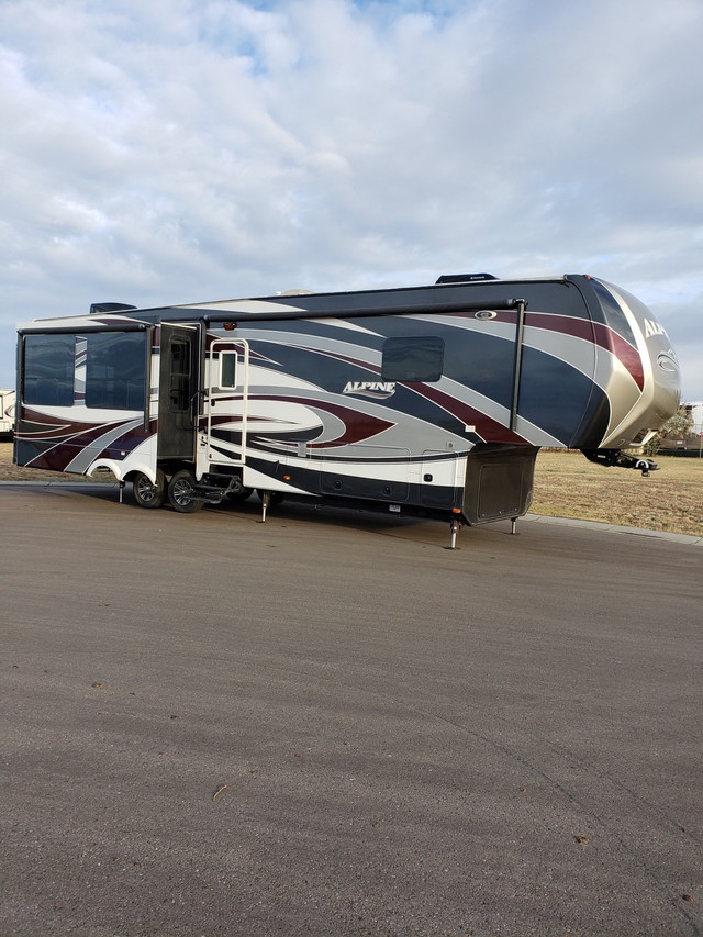 2014 Keystone Alpine 3555RL RVs & Motorhomes Red Deer Kijiji
