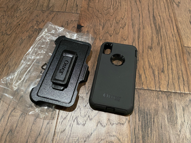 Otterbox defender (iPhone X/XS) in Cell Phone Accessories in St. Catharines