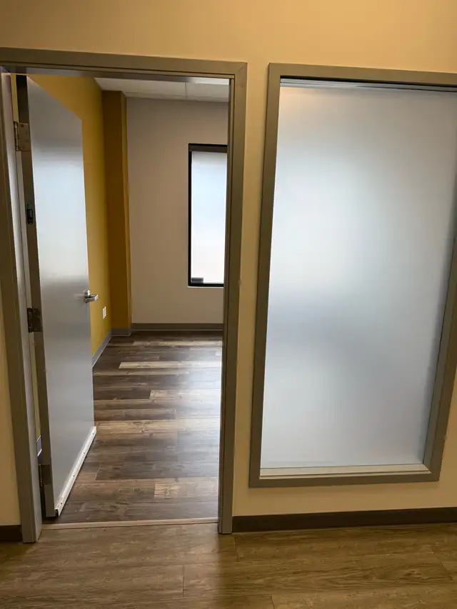 Clinic Space for Rent - Ideal for Health & Wellness Practitioner in Commercial & Office Space for Rent in Edmonton - Image 4
