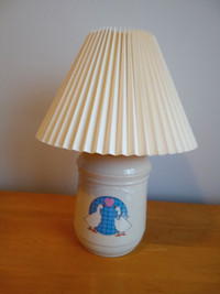 LAMP WITH PLEATED SHADE